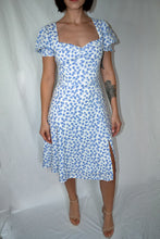 Load image into Gallery viewer, Shes A Wildflower Floral Print Midi Dress
